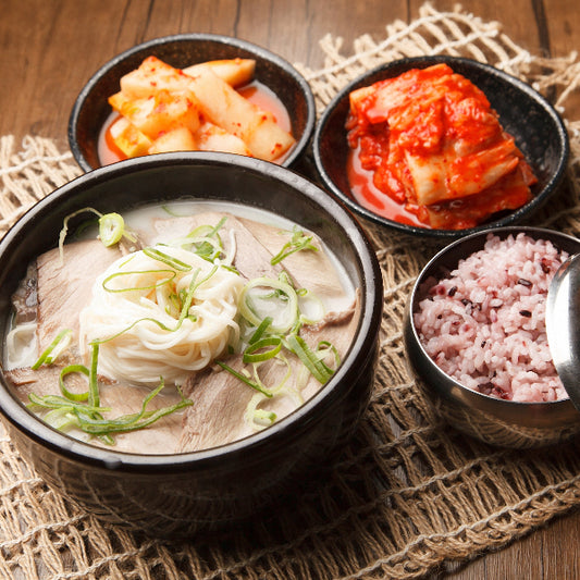 설렁탕 / Seolleongtang (Beef Bone Soup) (1kg)